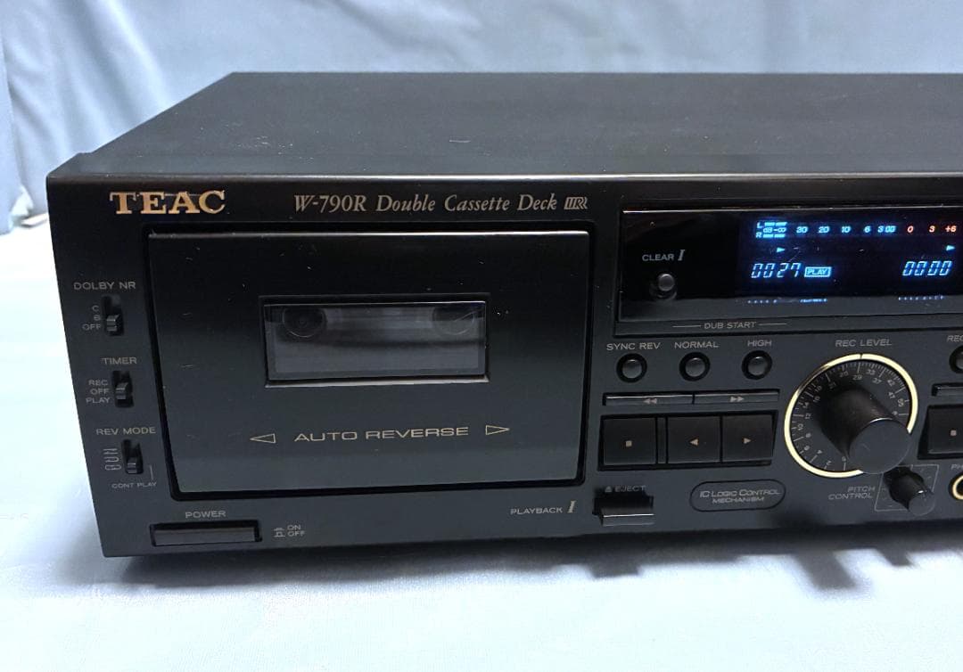 【動作OK】リモコン付き！！　ダブルカセットデッキ　TEAC　W-790R