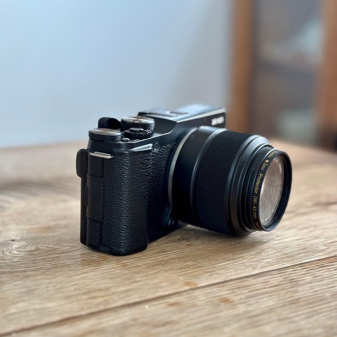Fujifilm X-M1 ブラック XC35mm F2