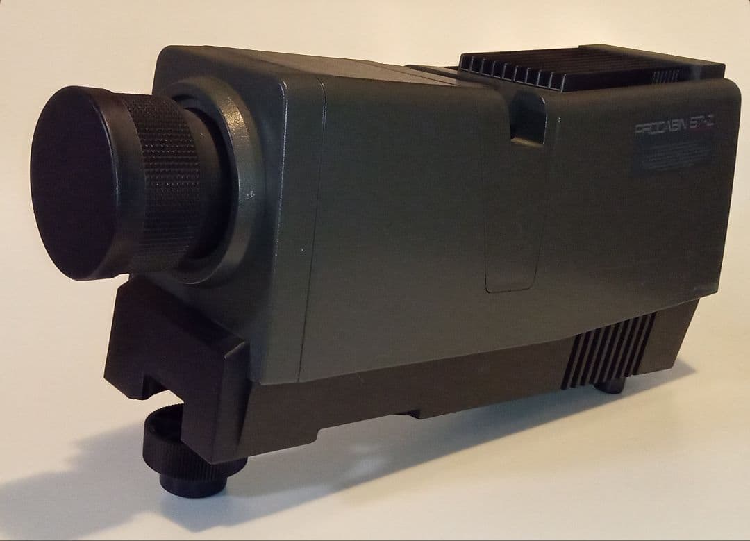 プロジェクター PRO CABIN 67-Z