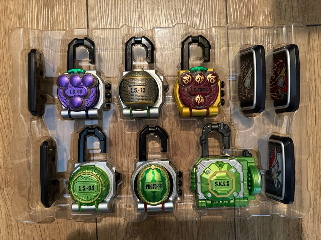 仮面ライダー鎧武　CSMロックシード呉島セット