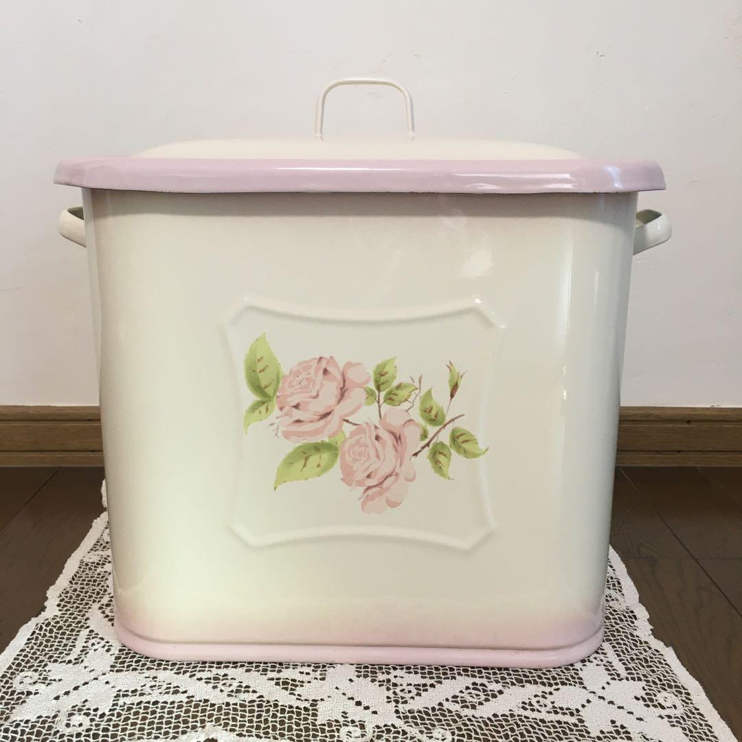 ❤︎イマン❤︎ダイアナローズホーロービート入りBOX缶