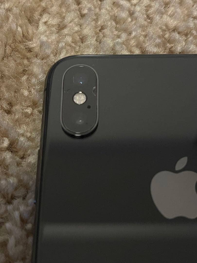 【ケース、新品保護フィルム付】iPhone XsMax スペースグレー256GB