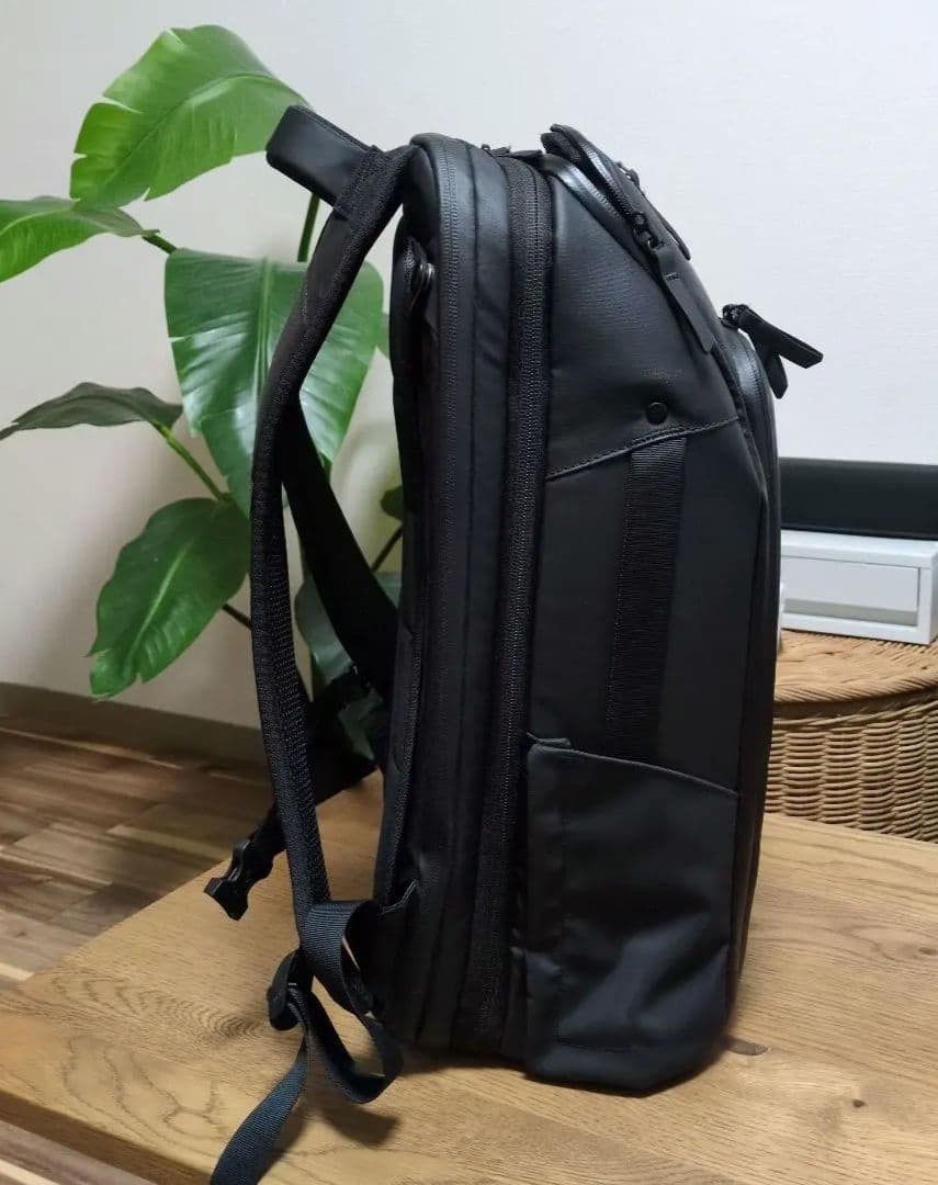 バッグ NOMATIC travelbackpack v2