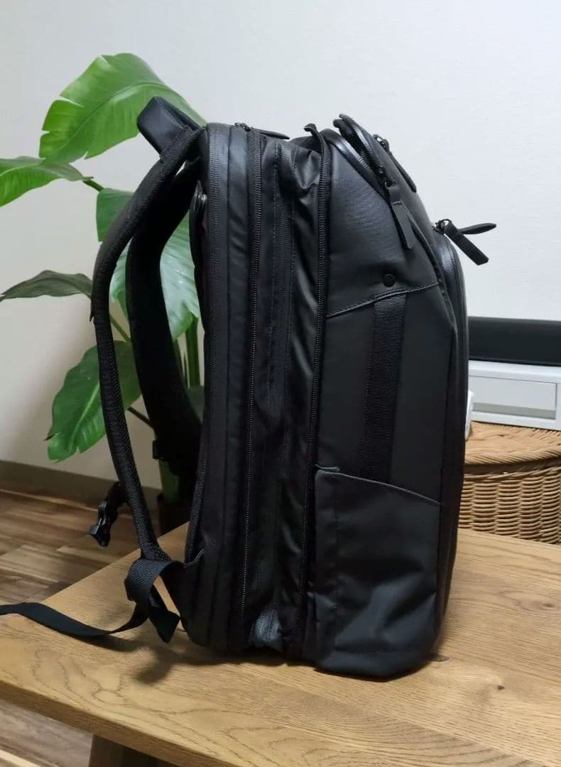 バッグ NOMATIC travelbackpack v2