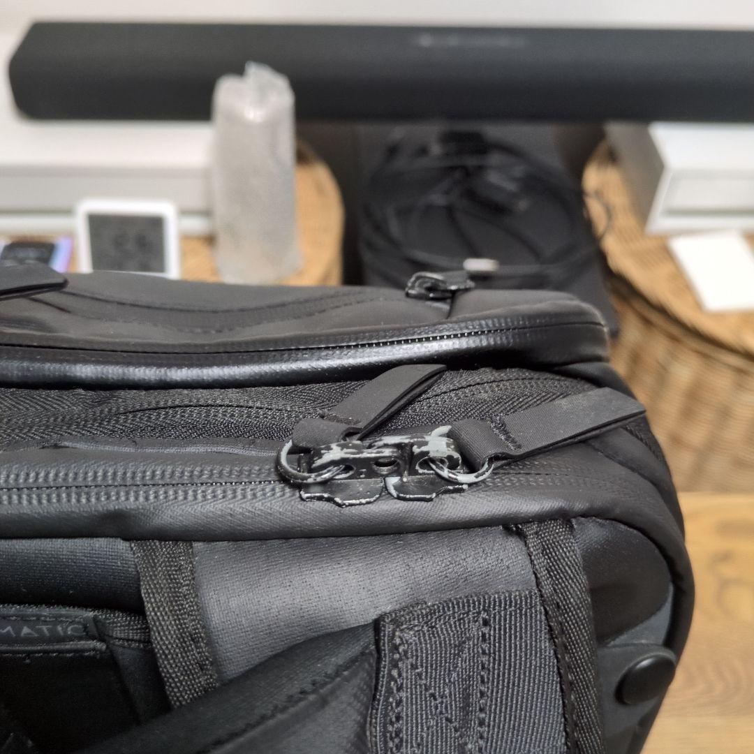 バッグ NOMATIC travelbackpack v2