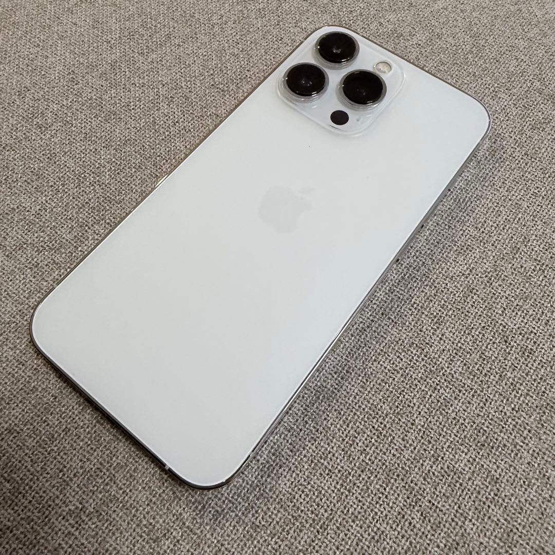 iPhone13Pro シルバー