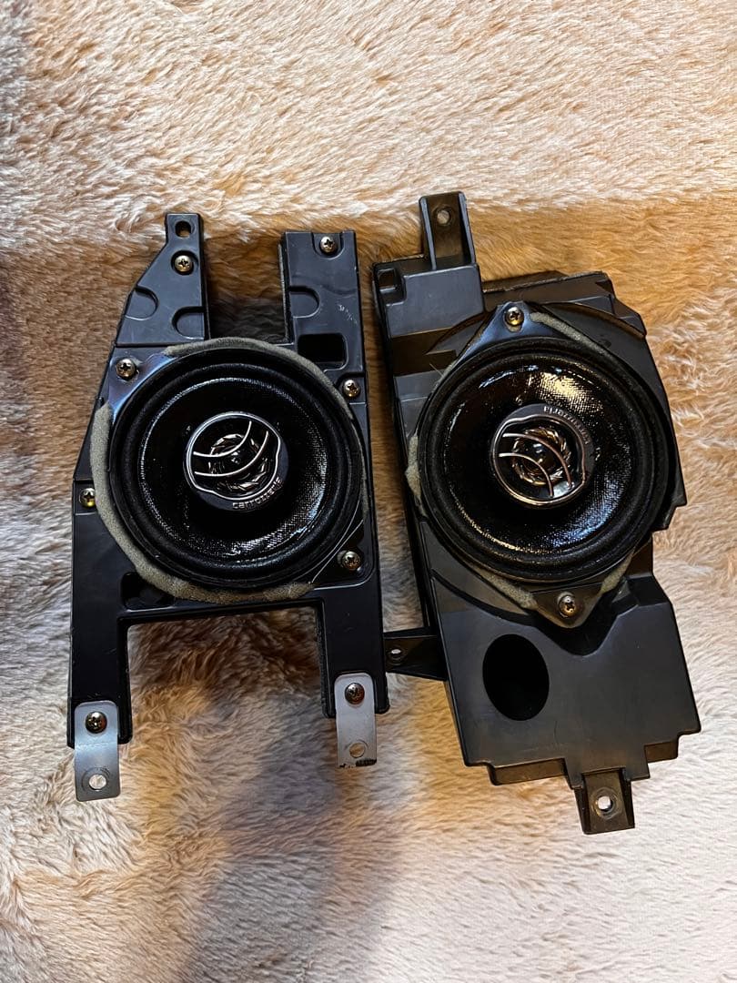 100系 ハイエース　Fスピーカー　ボックス左右セット