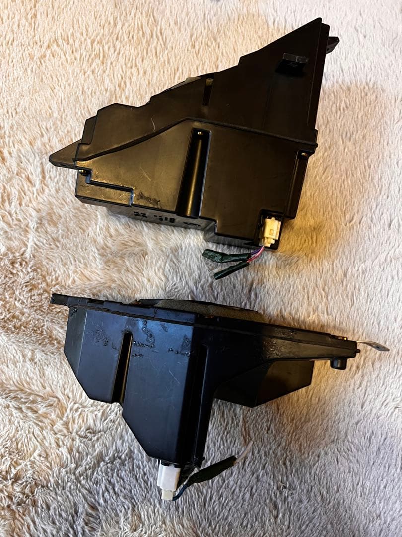 100系 ハイエース　Fスピーカー　ボックス左右セット