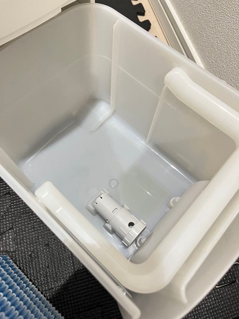 SHARPシャープ　加熱気化式加湿器　HV-R75-W　説明書付　2023年製