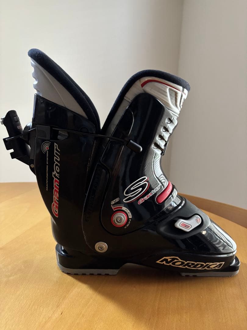 maguro.otoraさん専用 ノルディカ　リアエントリースキーブーツ