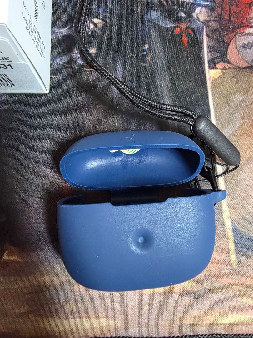 Bowers & Wilkins Pi8 ワイヤレスイヤフォン