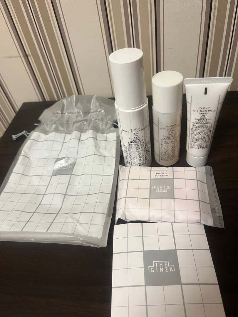 ザ・ギンザ 特製キットANAファーストクラスアメニティー　4セット
