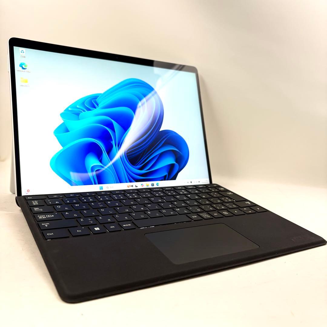 バッテリー新品同様の極上品！Surface Pro8 プラチナ キーボード付