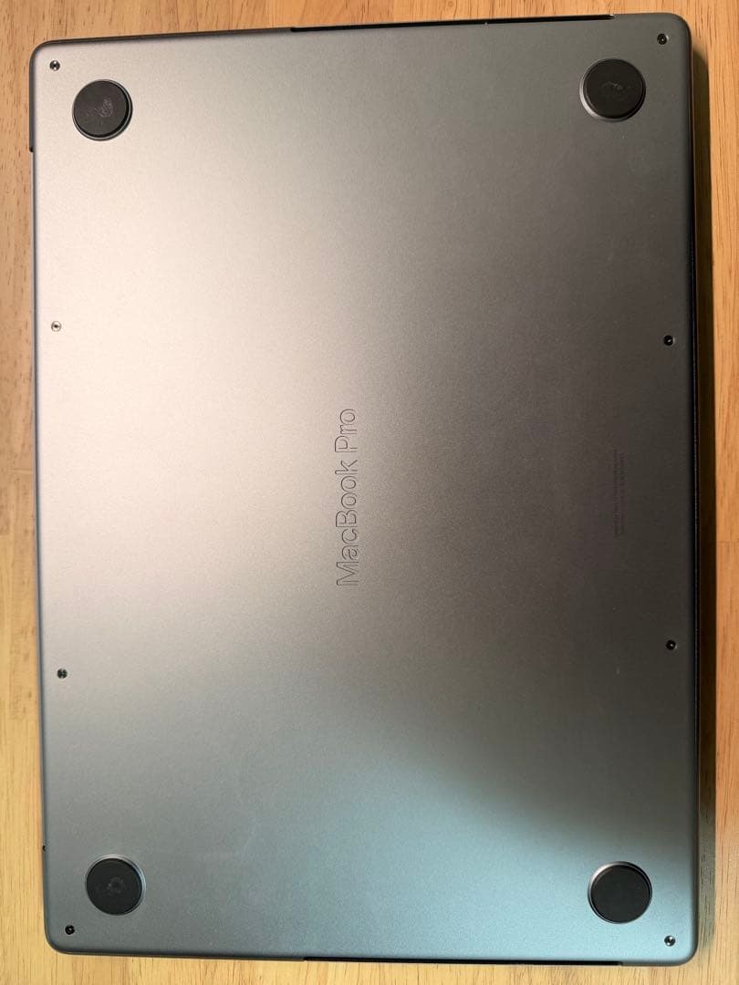 MacBook Pro 14インチ 512GB