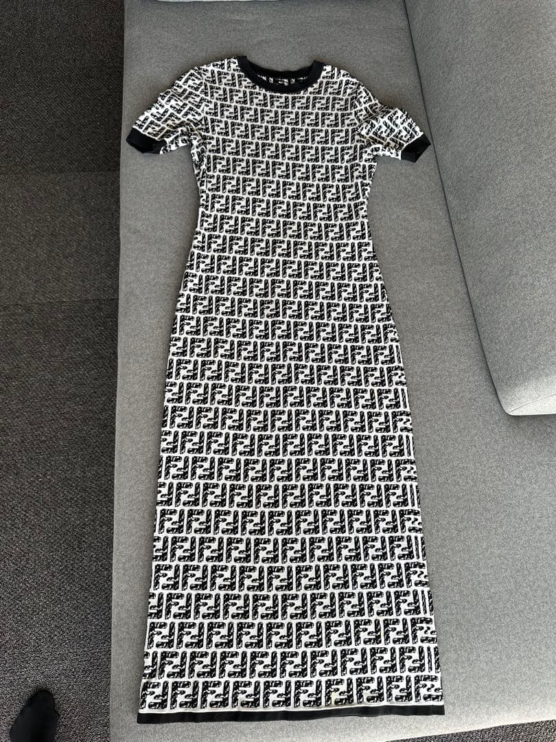 FENDI フェンディ FFロゴ ニットワンピース ドレス