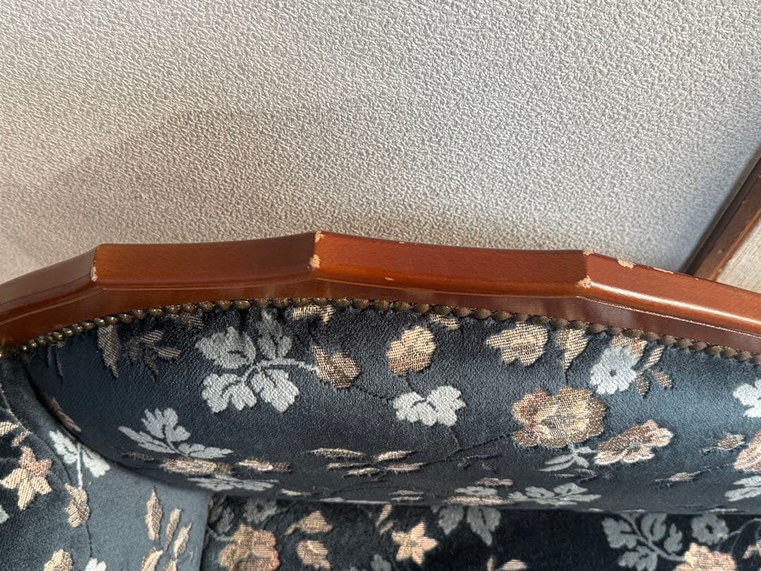 イタリア製　2人かけ　ソファー　刺繍座面　送料込み260126