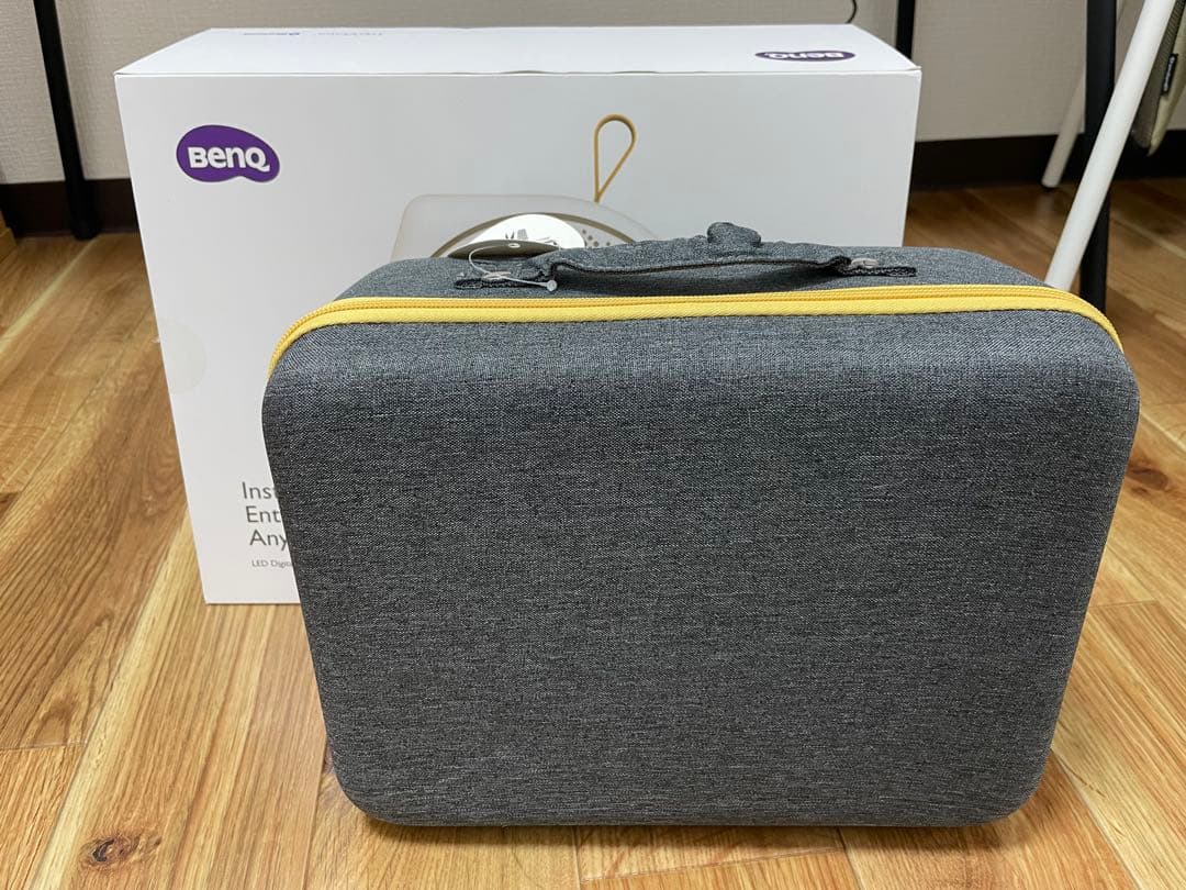 美品・BenQ GV30 モバイルLEDプロジェクター・初期化済