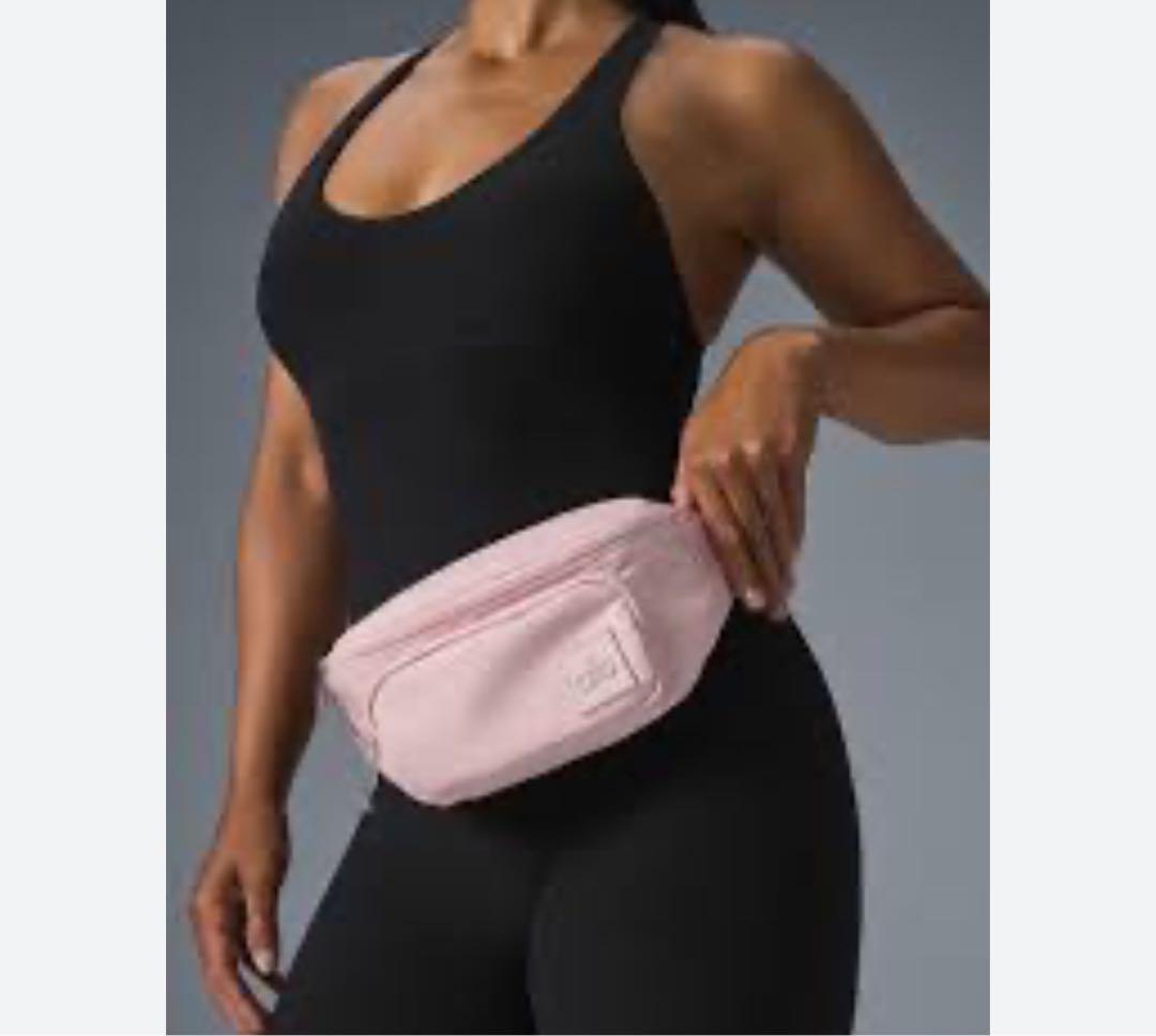 【新品・正規品】aloyogaボディバッグballet pink