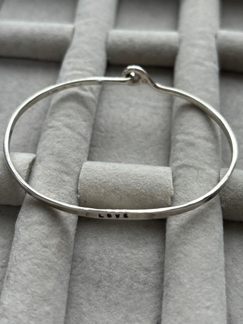 セルジュトラバル LOVEバングル