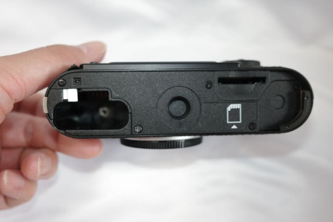 迅速特急便様用【ジャンク】Leica M9 ブラック デジタルカメラ