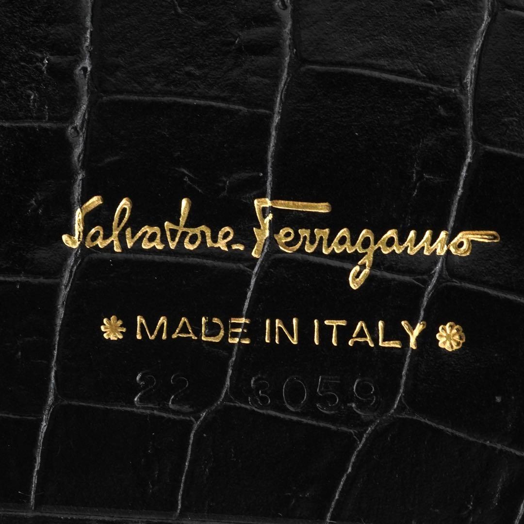 ✨新品未使用・箱付き✨　Ferragamo 長財布　ヴァラリボン　クロコ　黒色