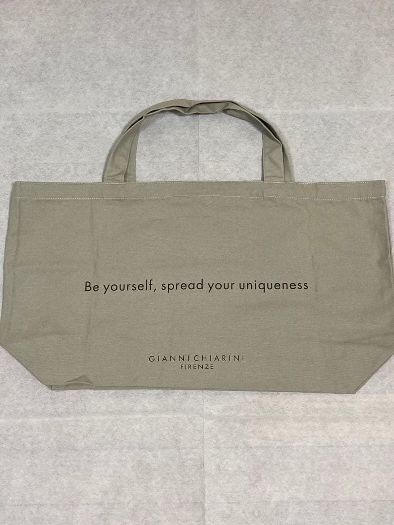 GIANNI CHIARINI ブラックトートバッグ