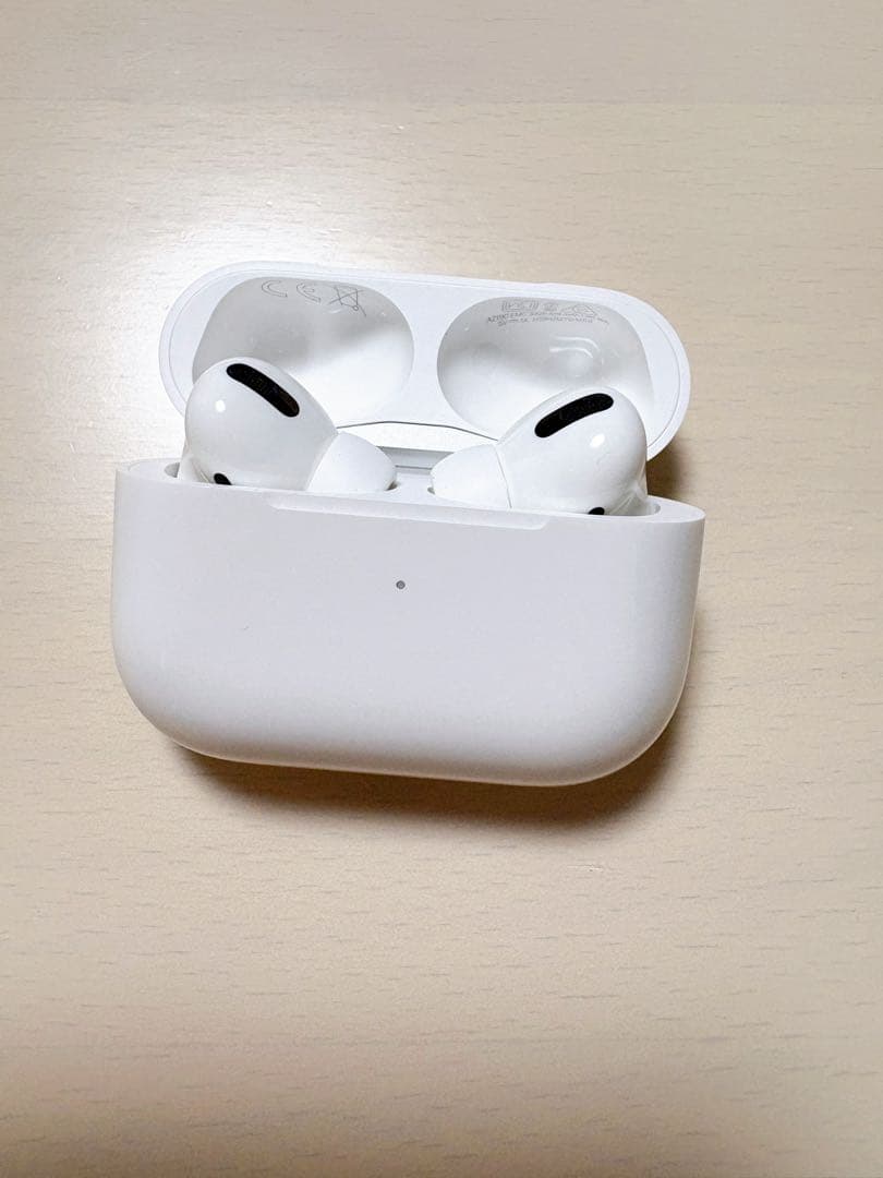【訳あり/美品】 AirPods Pro (第1世代)本体 充電ケース付き