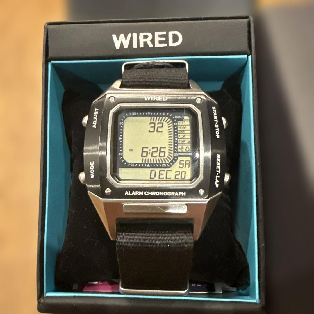 WIRED デジタル腕時計 SEIKO BEAMS W865 デジボーグ