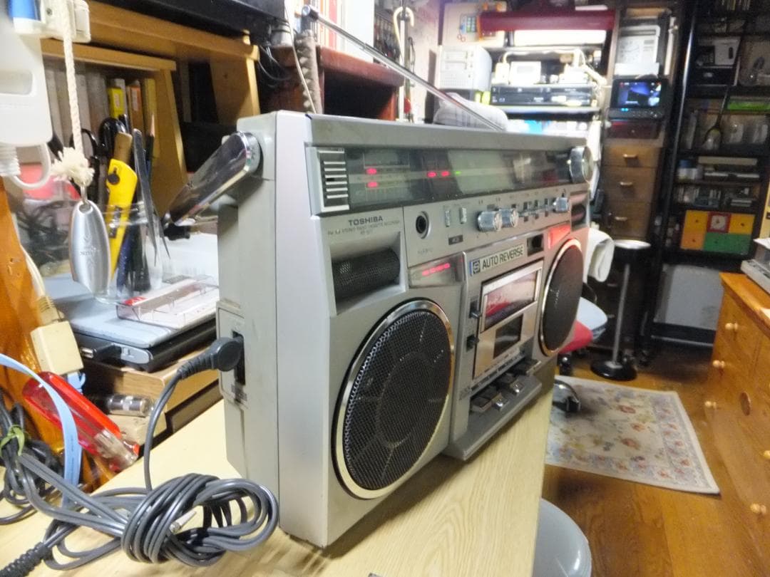 東芝　ラジカセ　RT-S77 昭和レトロなカセットレコーダー(整備動作品)