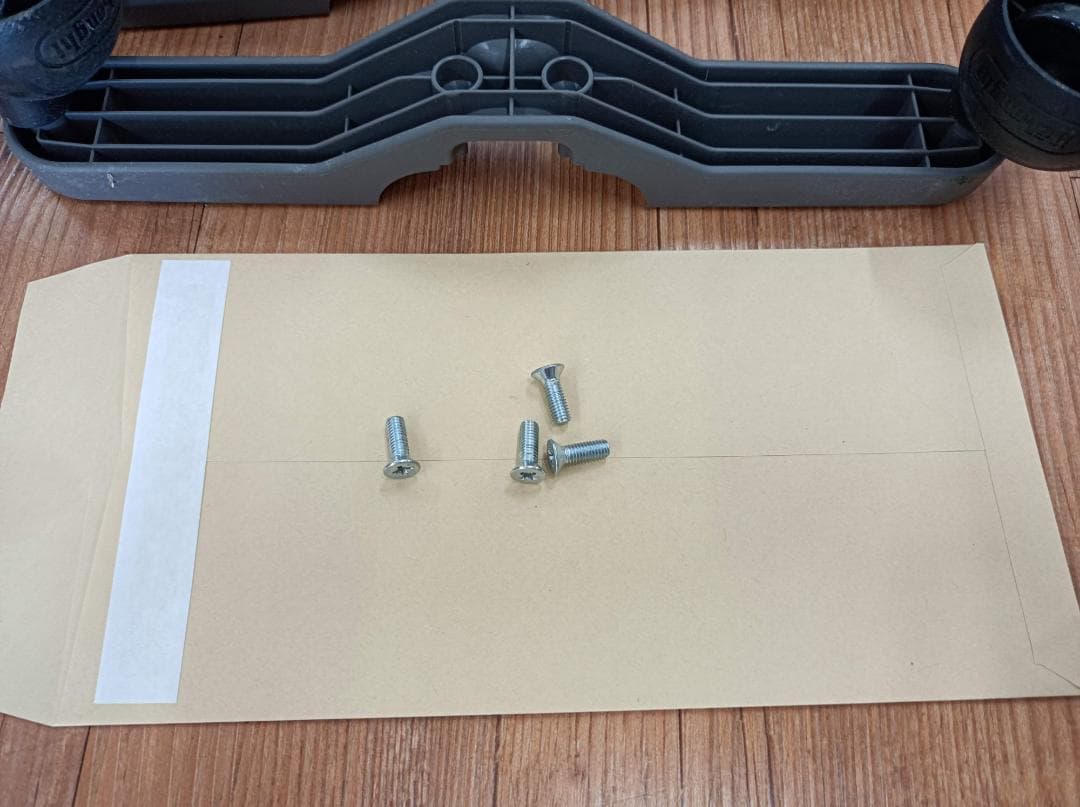 都《UHSJA》De'Longhi　デロンギ　コンベクターヒーター　HXJ60L