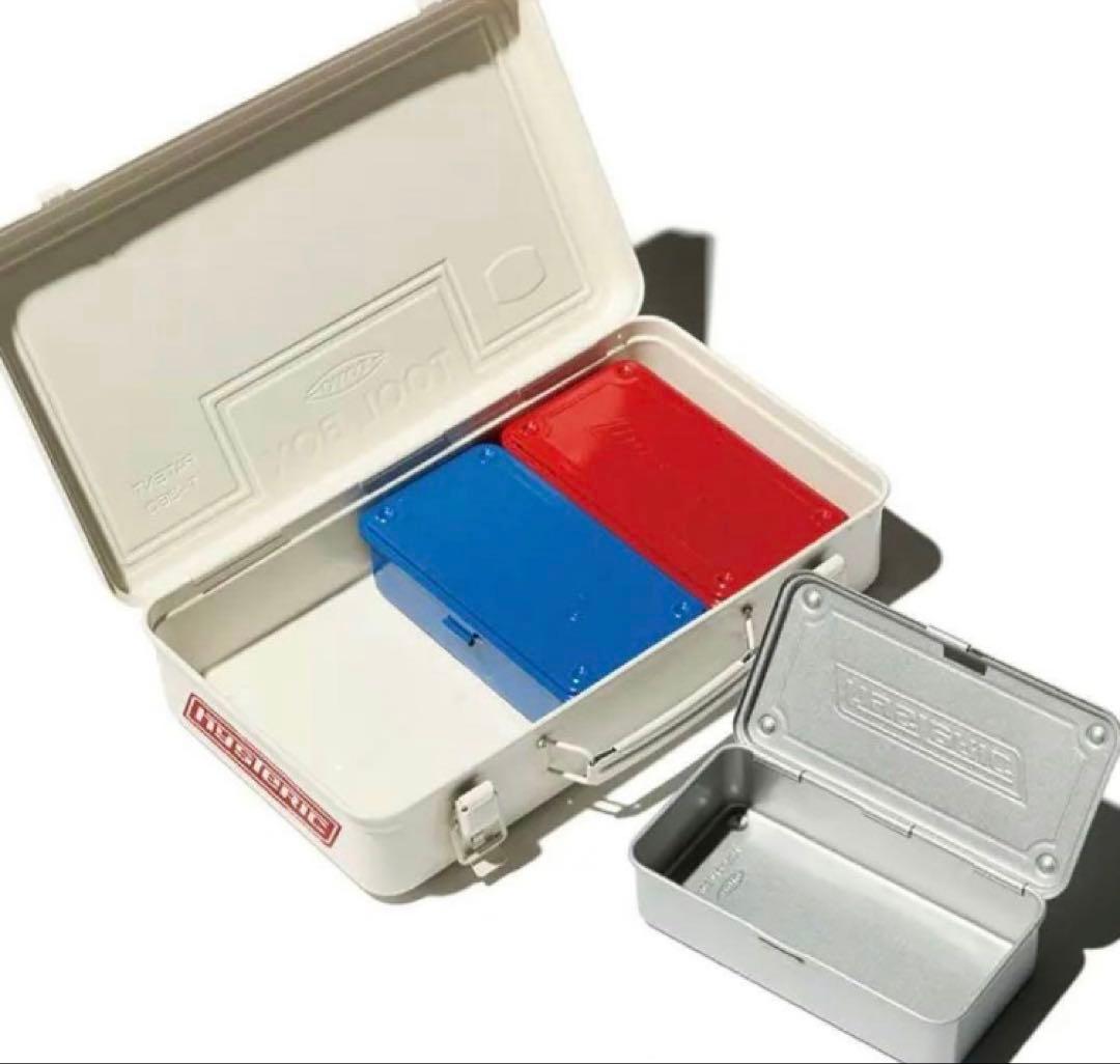 ヒステリックグラマー ノベルティHYSTERIC TOOL BOX SET