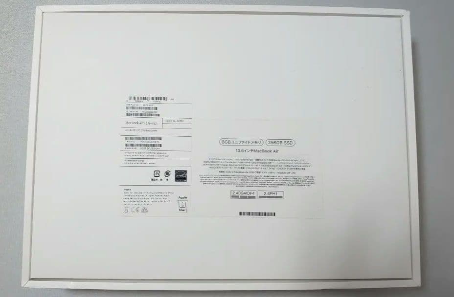 13.6インチMacBook Air 2022 M2 ジャンク品　スターライト