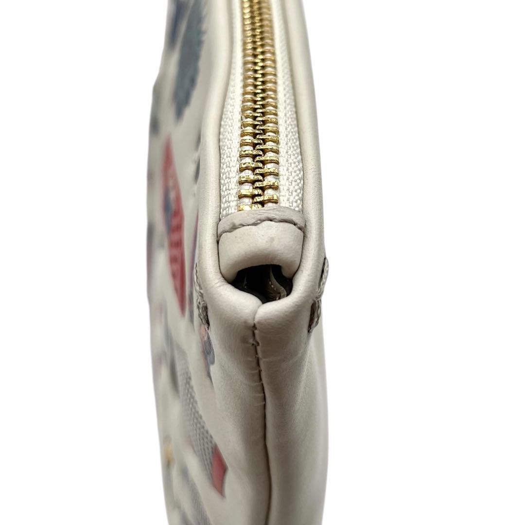 【美品】ANYA HINDMARCH アニヤハインドマーチ　クラッチバッグ