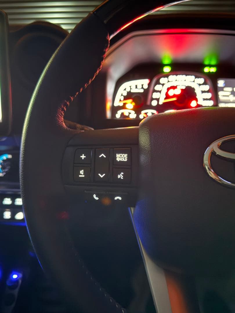 再再販 GDJ76W ランドクルーザー70 ランクル70 ステアリングスイッチ