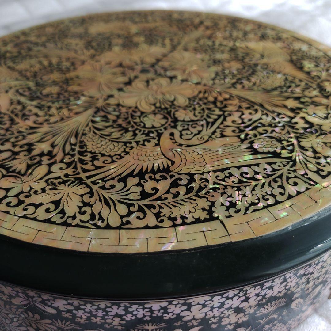 韓国漆器　螺鈿　美品お節正月縁起物　クジョルパン九節板　宝石箱