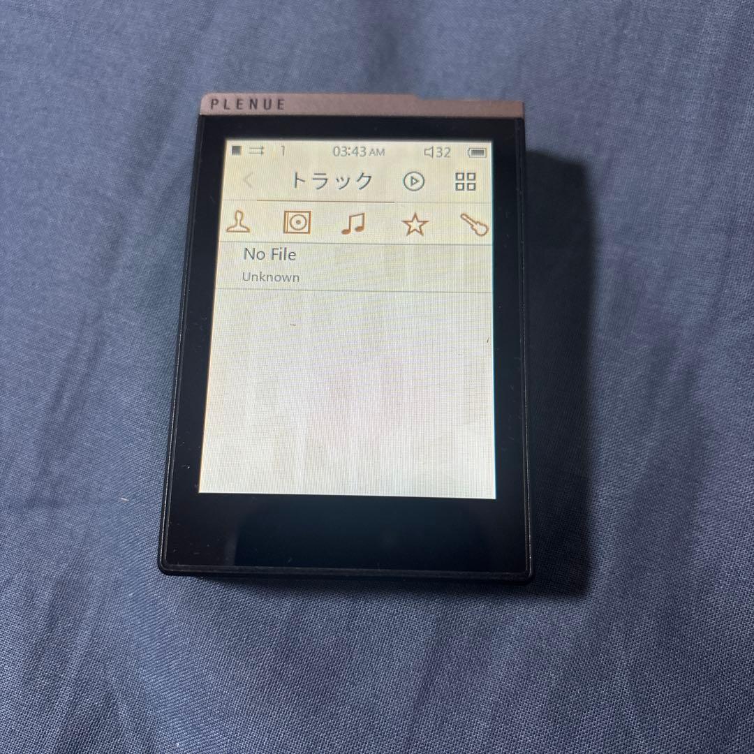 ポータブルプレーヤー plenue D