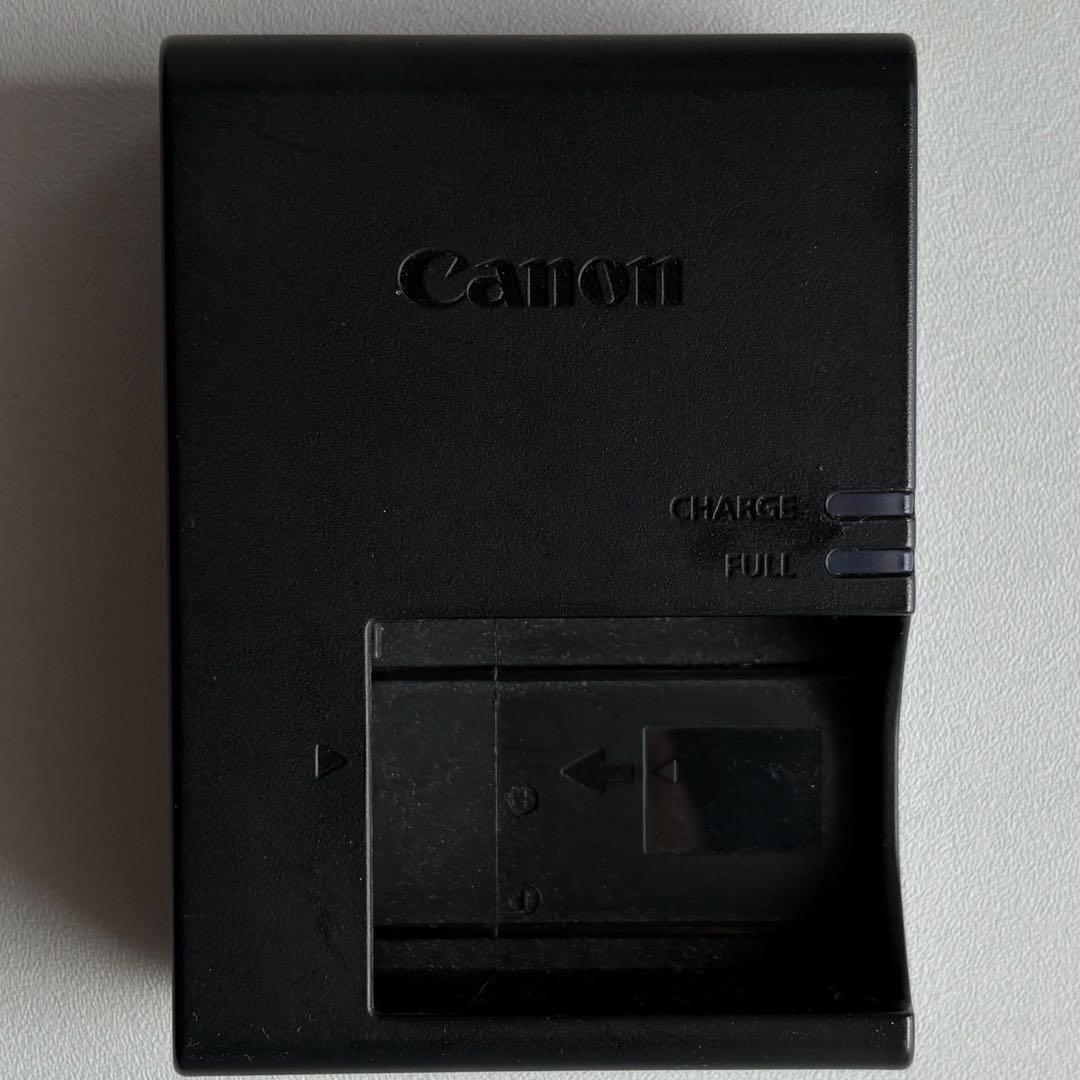 デジタルカメラ Canon EOS kiss X9