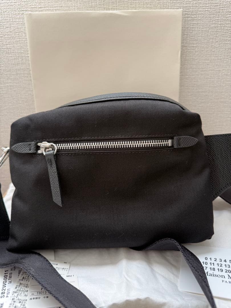 限定お値下げ　マルジェラ　グラムスラム　ボディバッグ