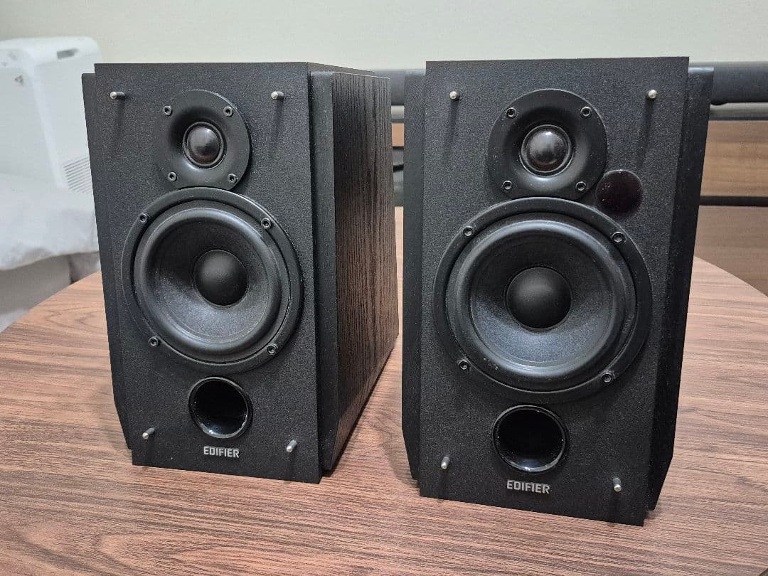 スピーカー・ウーファー EDIFIER R1850DB