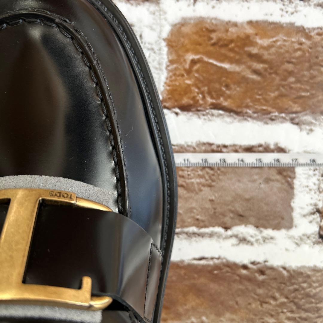 TOD’S トッズ Tタイムレス レザーローファー