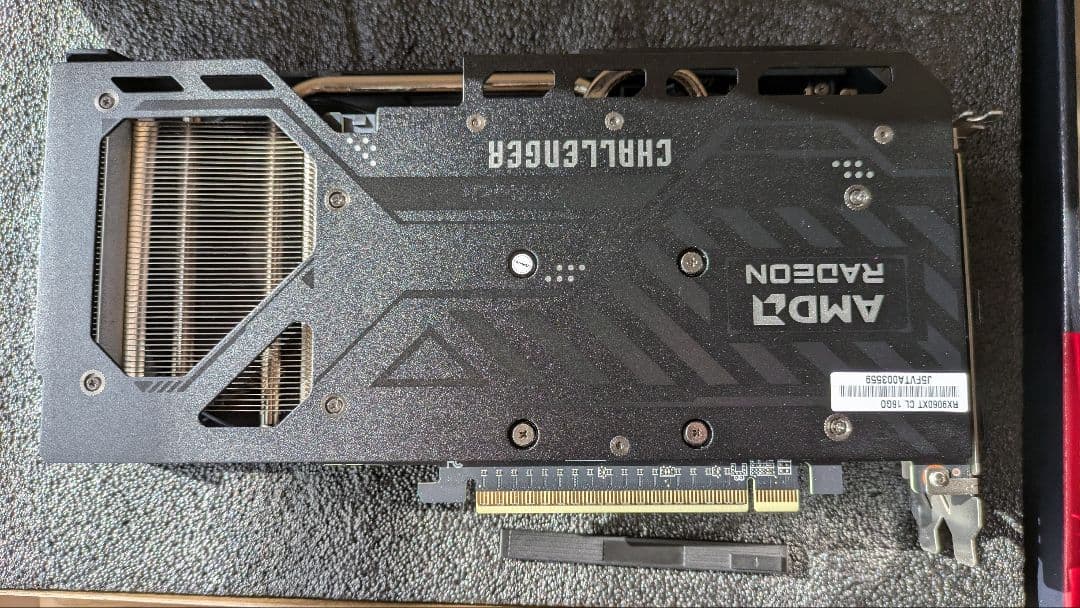 グラフィックボード・グラボ・ビデオカード ASRock Radeon RX 9060 XT Challenger 16GB