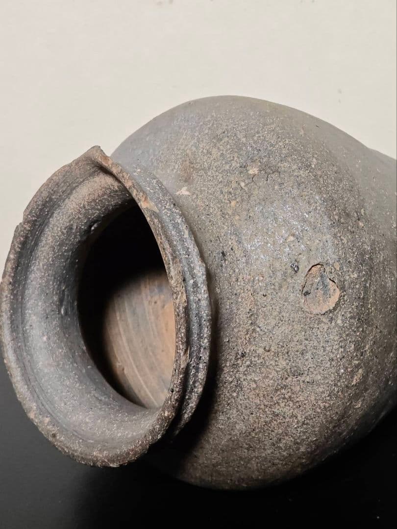 姿形の好い新羅から高麗の壺　須恵器　新羅　高句麗　高麗　片口壺　古代　花呼ぶ器