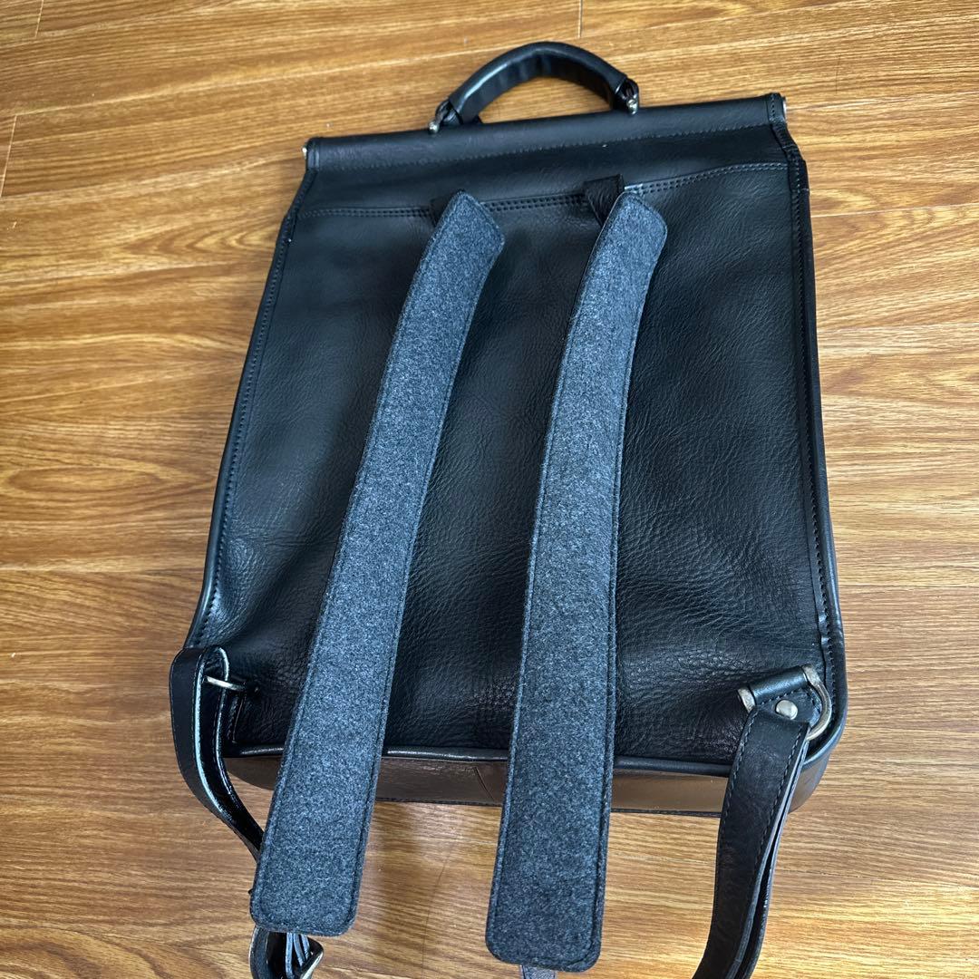 バッグ SLOW Bono - Flap Rucksack - BLACK