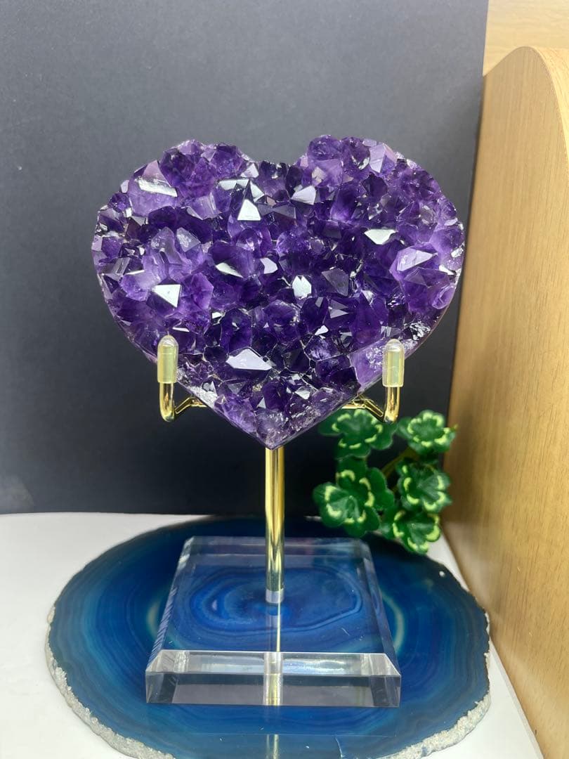 高品質　帝王紫　アメジストクラスター　ハート　台座付き⭐️2061