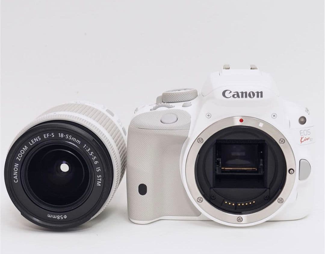 2月2日限定♪【希少ホワイト】Canon EOS Kiss X7
