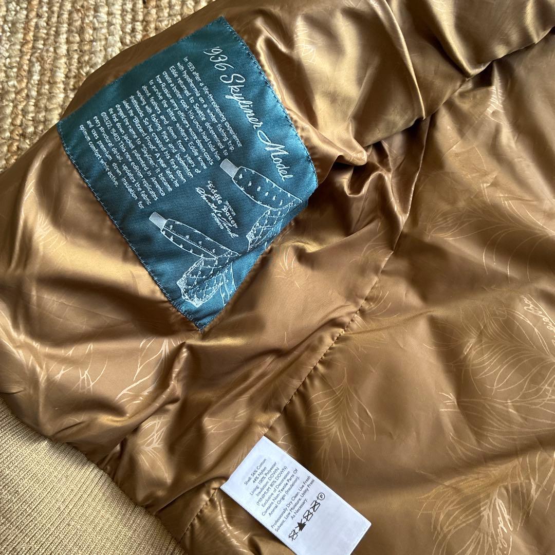 極美品 EDDIE BAUER スカイライナー 日の出　ダウンベスト XS