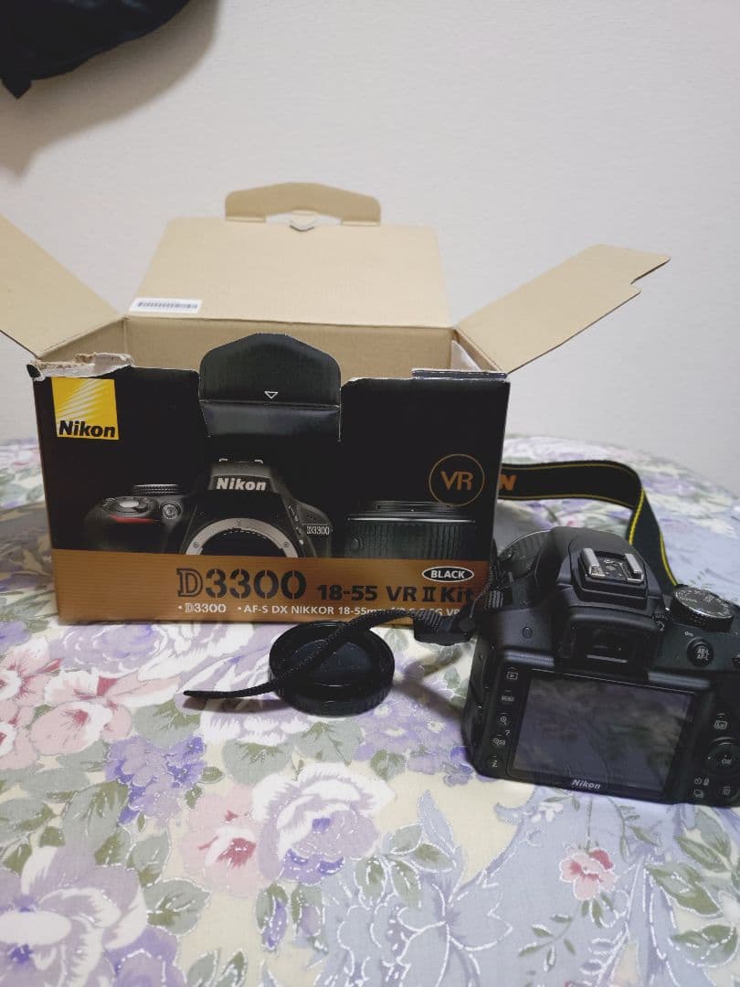 ジャンク品　Nikon D3300デジタル一眼レフカメラ 標準レンズ付き