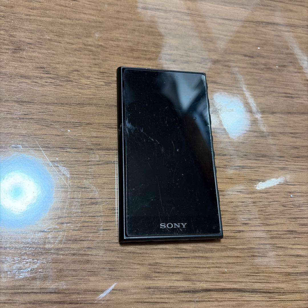 SONY WALKMAN デジタルオーディオプレーヤー　NW-A105