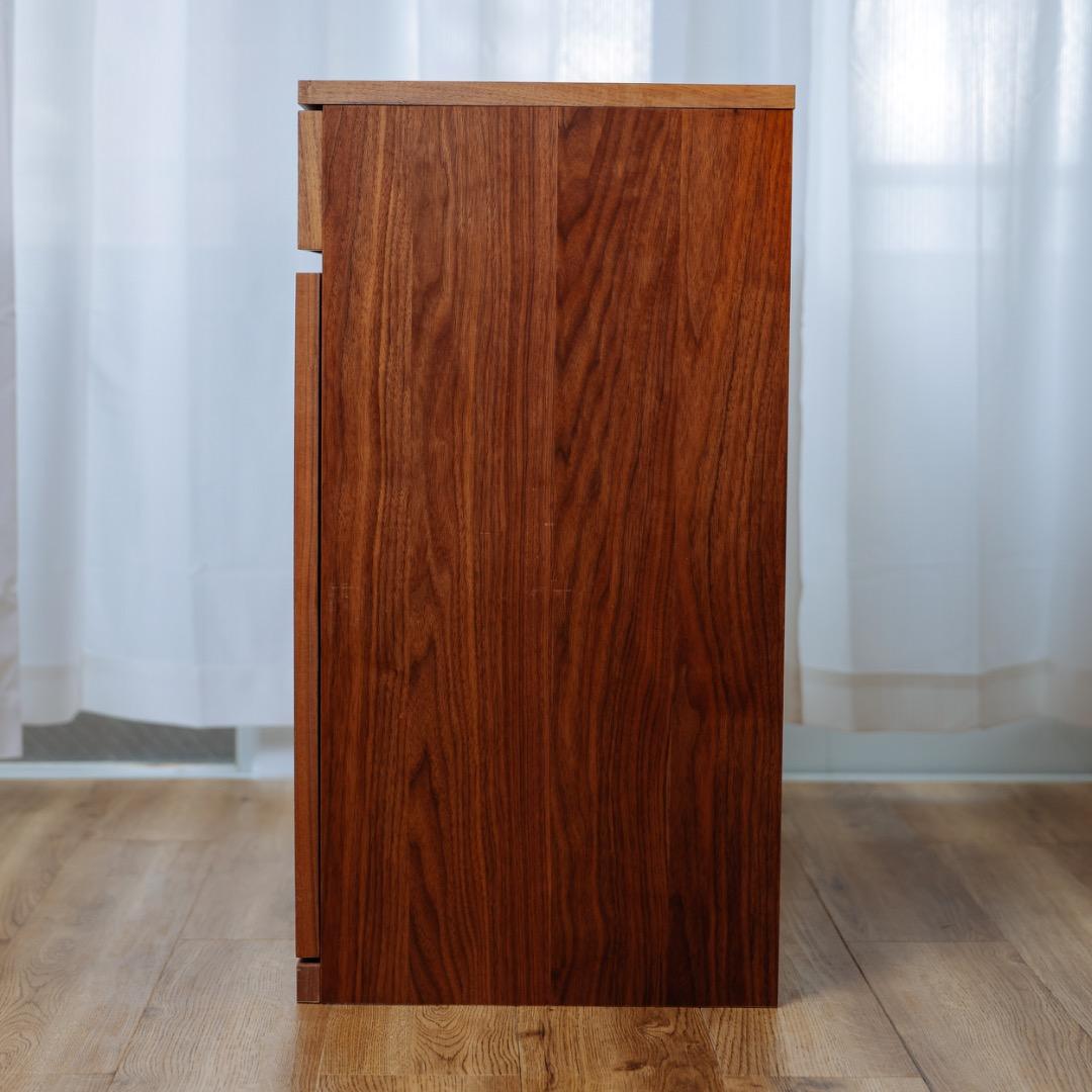 無印良品　木製キャビネット　木扉　ウォールナット材突板　磯野タマさま専用