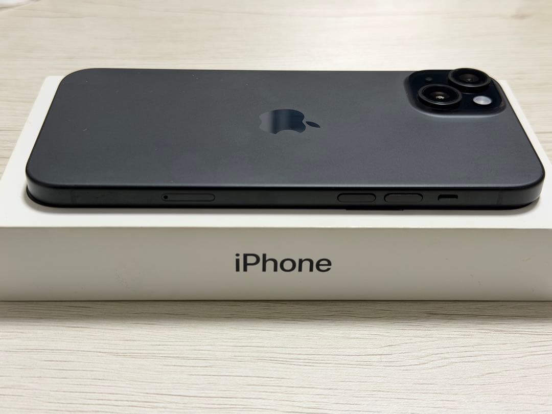 【極美品】iPhone15plusブラック128GB SIMフリー最大容量99%